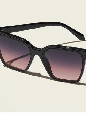 Quay Australia Level Up 51MM Square Sunglasses- Black/Pink